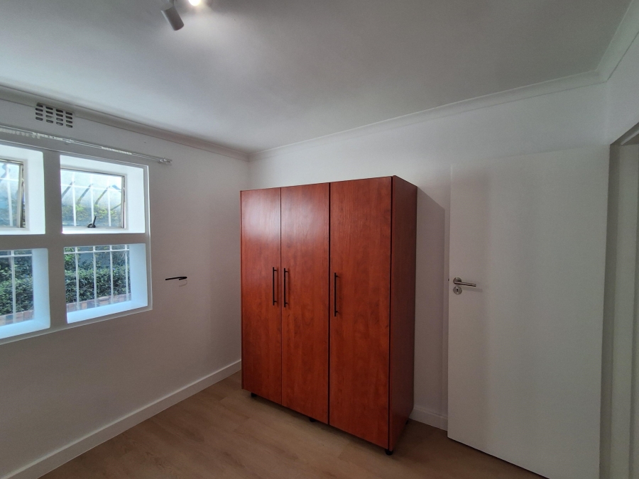 1 Bedroom Property for Sale in Kenilworth Western Cape